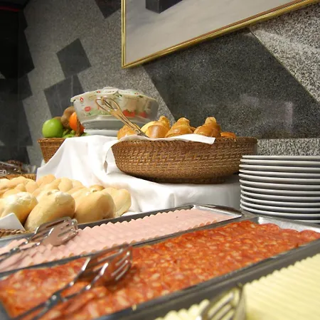 纳斯奥纳尔酒店 3* Lisboa