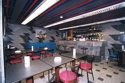 纳斯奥纳尔酒店 酒店 3*