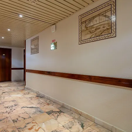 ホテル ナシオナル 3*