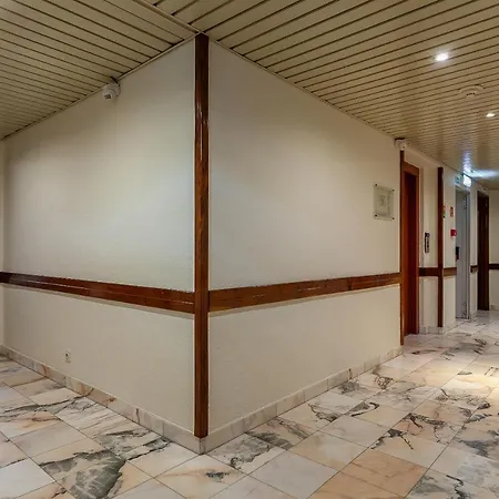 ホテル ナシオナル 3*